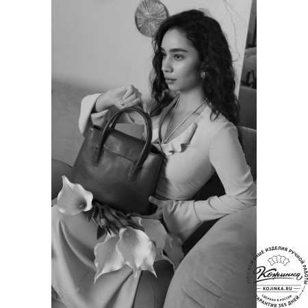 Женская кожаная сумка "Ванесса" (малина)